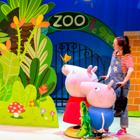 Scènefoto 1 Peppa Pig Live Fotocredits Mensje Van Steen